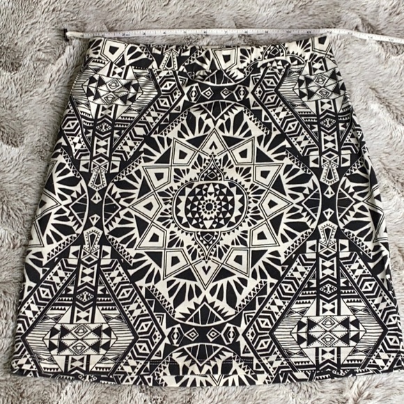 Billabong Black & White Boho Aztec Mini Skirt, S - Picture 4 of 10